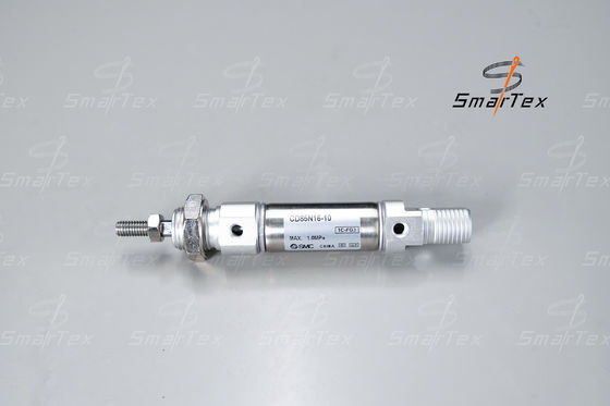 Le Murata Vortex Spinning 87D-130-010 &amp; 87D-500-003 SMC AIR-CYL / AIR-CYLINDER pour les MVS 861 et 870EX est également utilisé.